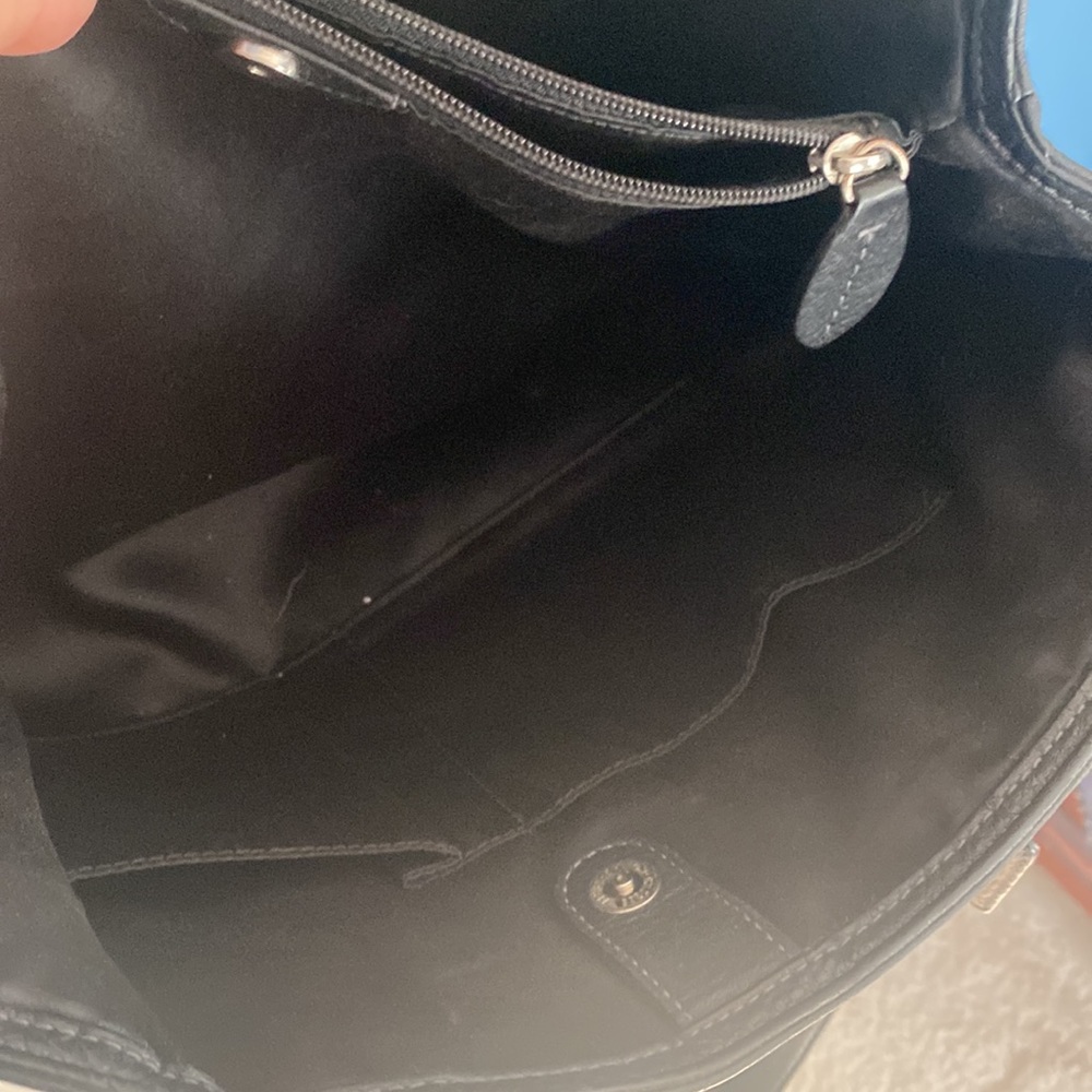 Top handle black leather COACH bag with divided interior pockets - Picture 4 of 7
